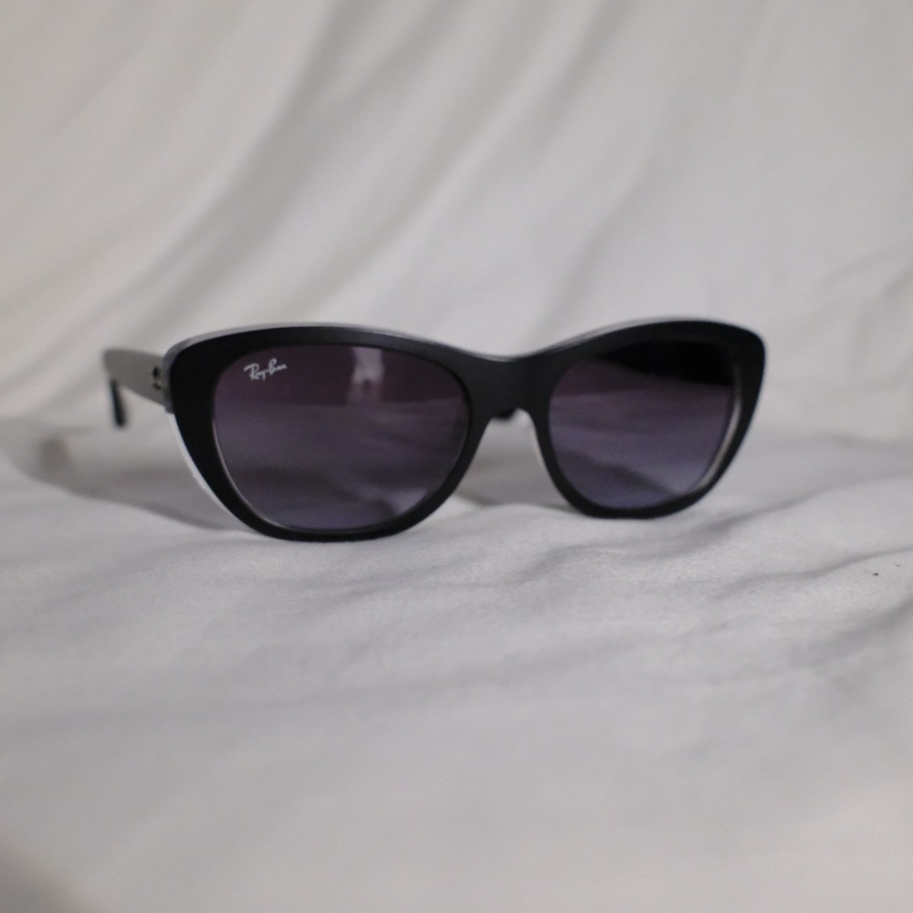 Ray-Ban RB4227 "Highstreet" Gradient Purple Lenses with Black Leather Case - Picture 2 of 7